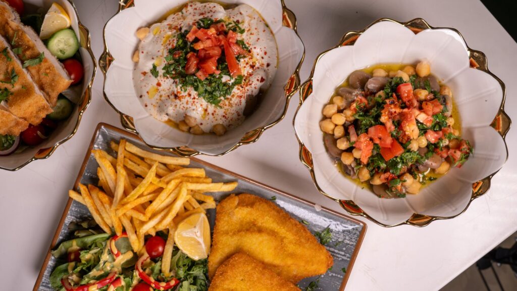 Schnitzel und Mezze – Schnitzel Stube Wien Reumannplatz